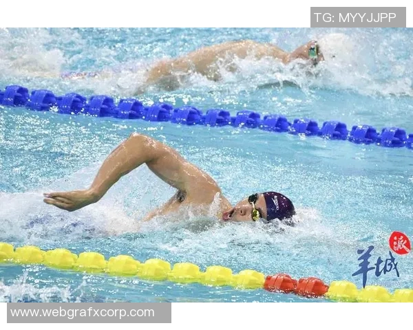 竞技游泳发展历程与训练方法的创新探索及其对运动员表现的影响