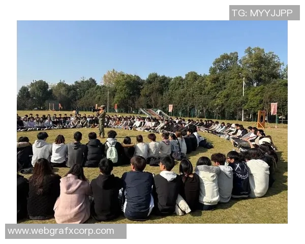 青少年体育发展新趋势:全面提升体能与心理素质的双重路径探索 青少年体育发展新趋势:全面提升体能与心理素质的双重路径探索