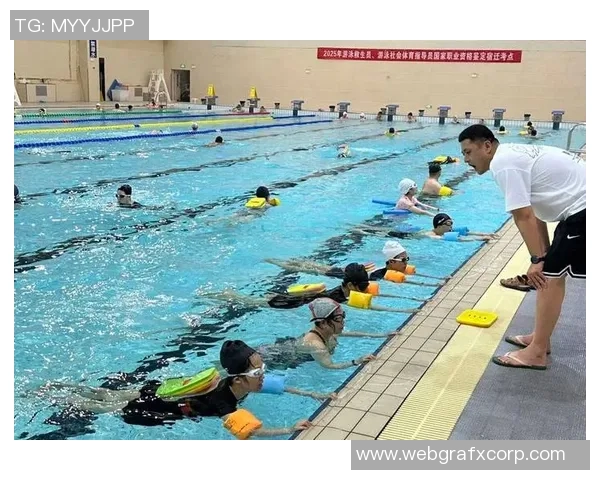 蛙泳运动员的训练与技巧提升：从基础到精细化突破的全方位解析